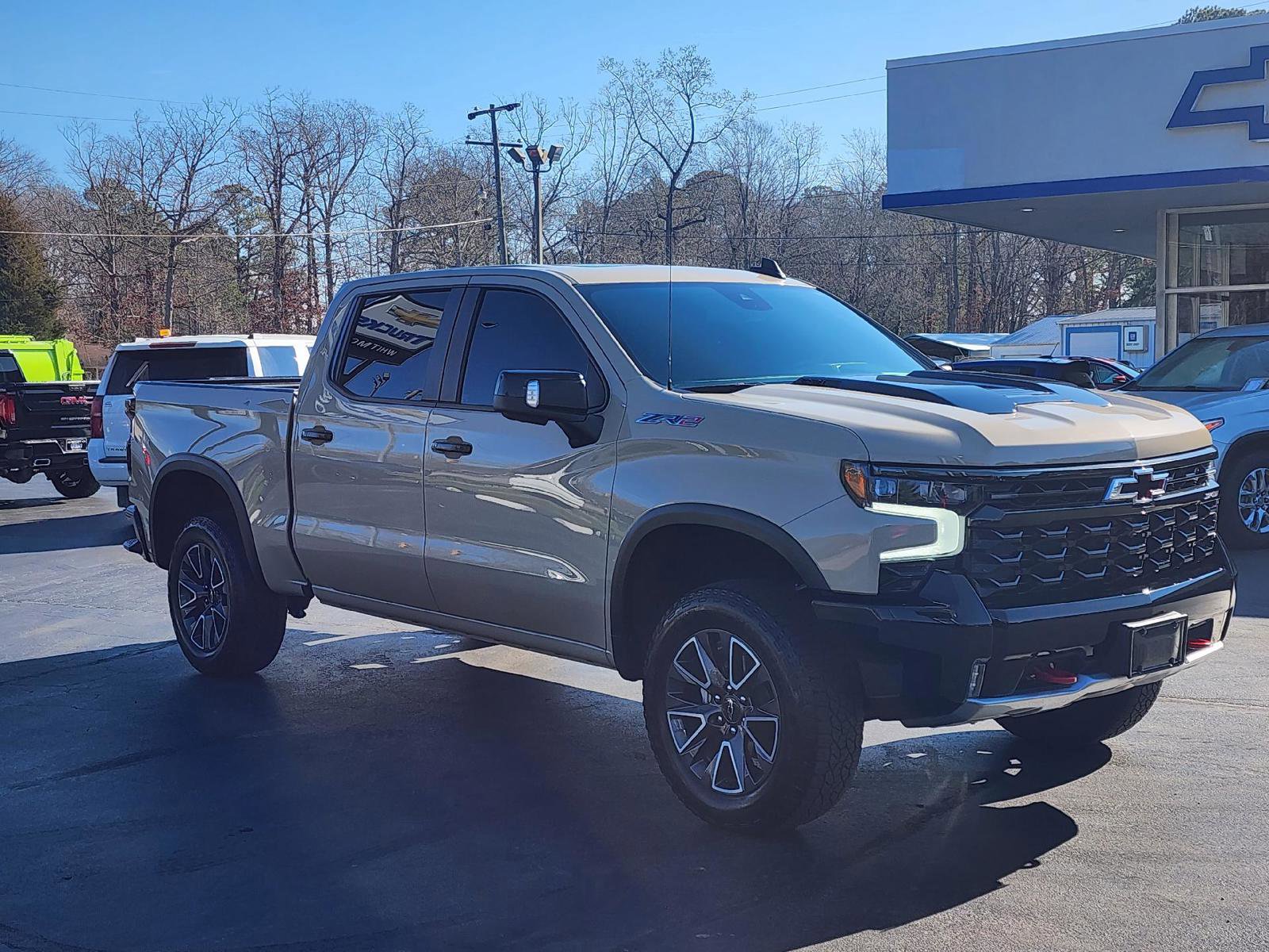 Used 2022 Chevrolet Silverado 1500 ZR2 image 6