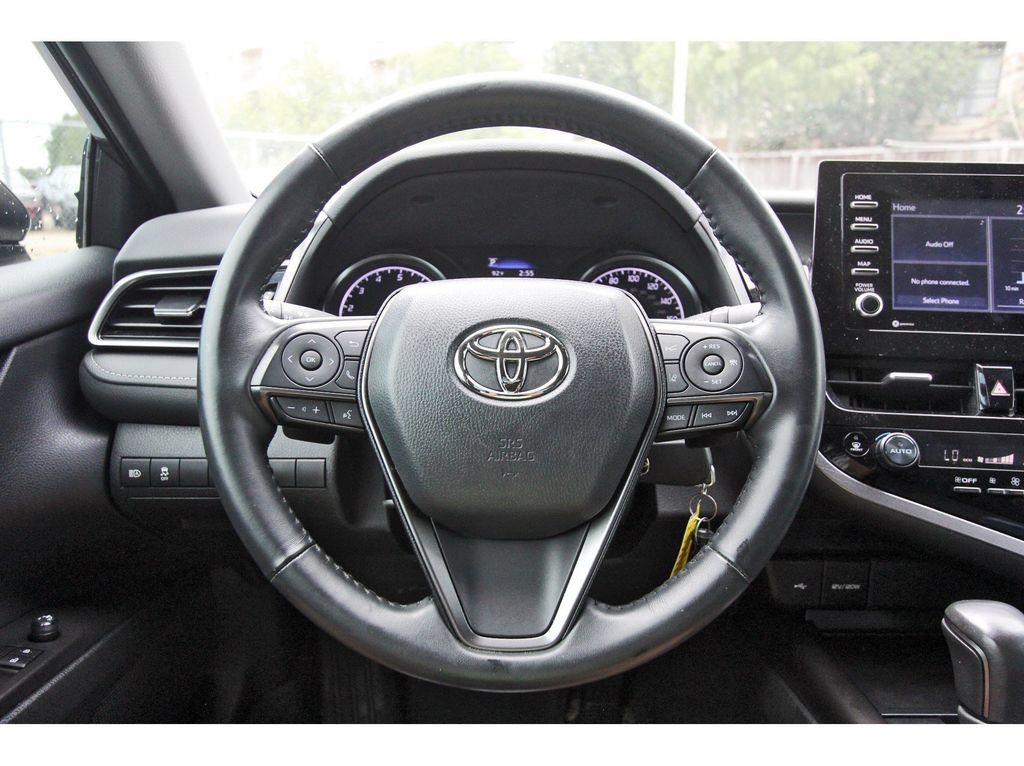 Used 2024 Toyota Camry SE FWD image 16
