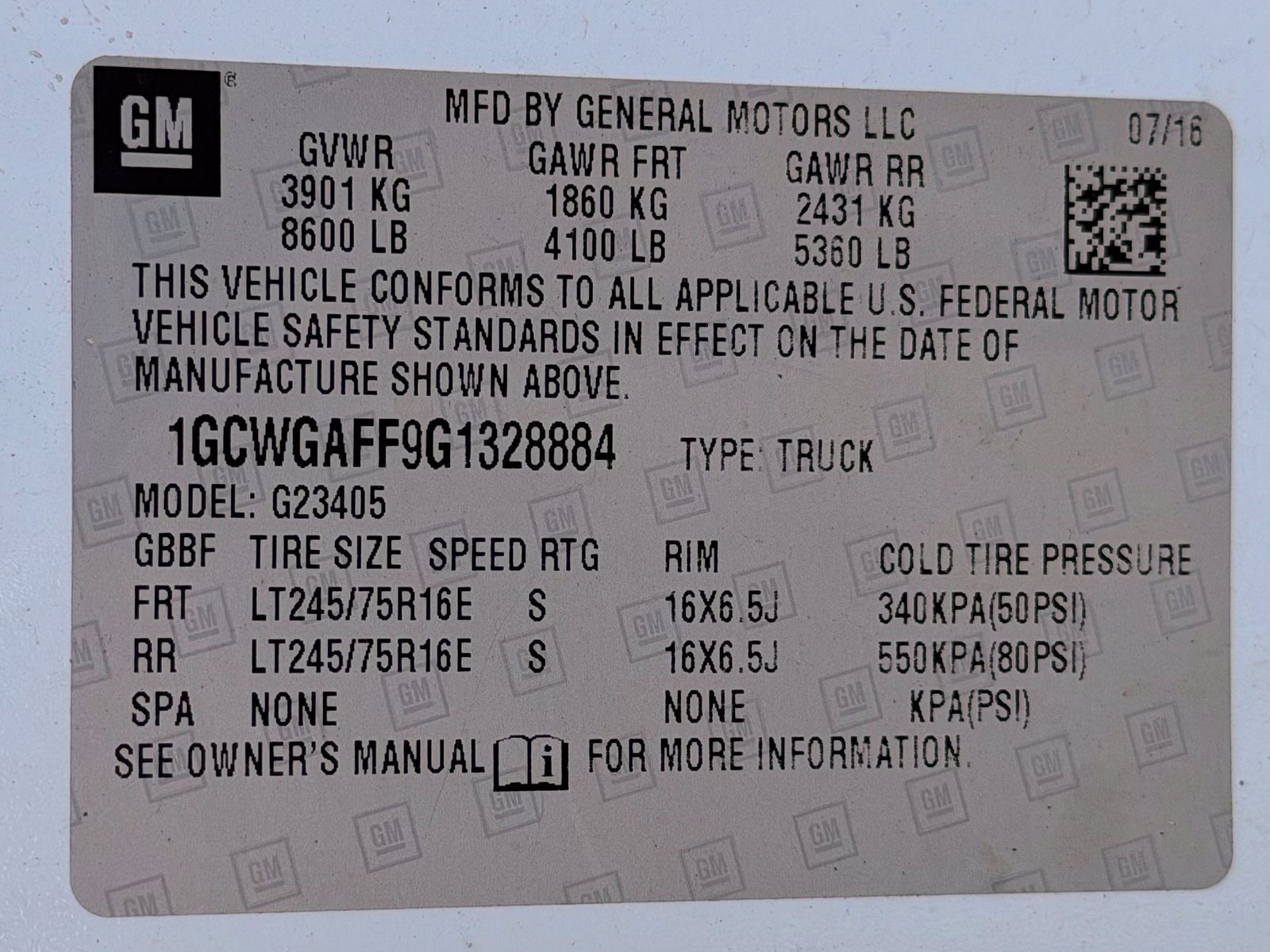 Used 2016 Chevrolet Express 2500 RWD image 35