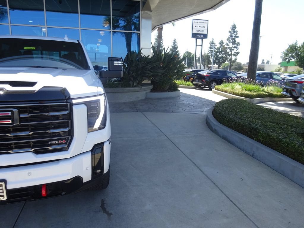 New 2026 GMC Sierra 2500 AT4 AWD/4WD image 32