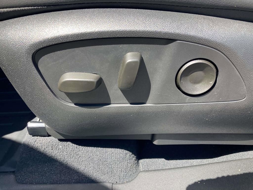 New 2026 Chevrolet Silverado EV LT AWD/4WD image 17