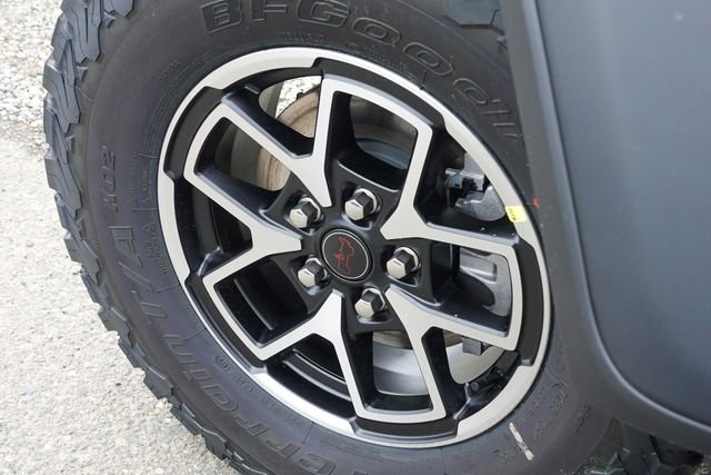New 2026 Jeep Wrangler Unlimited Rubicon w/ Technology Group AWD/4WD image 13