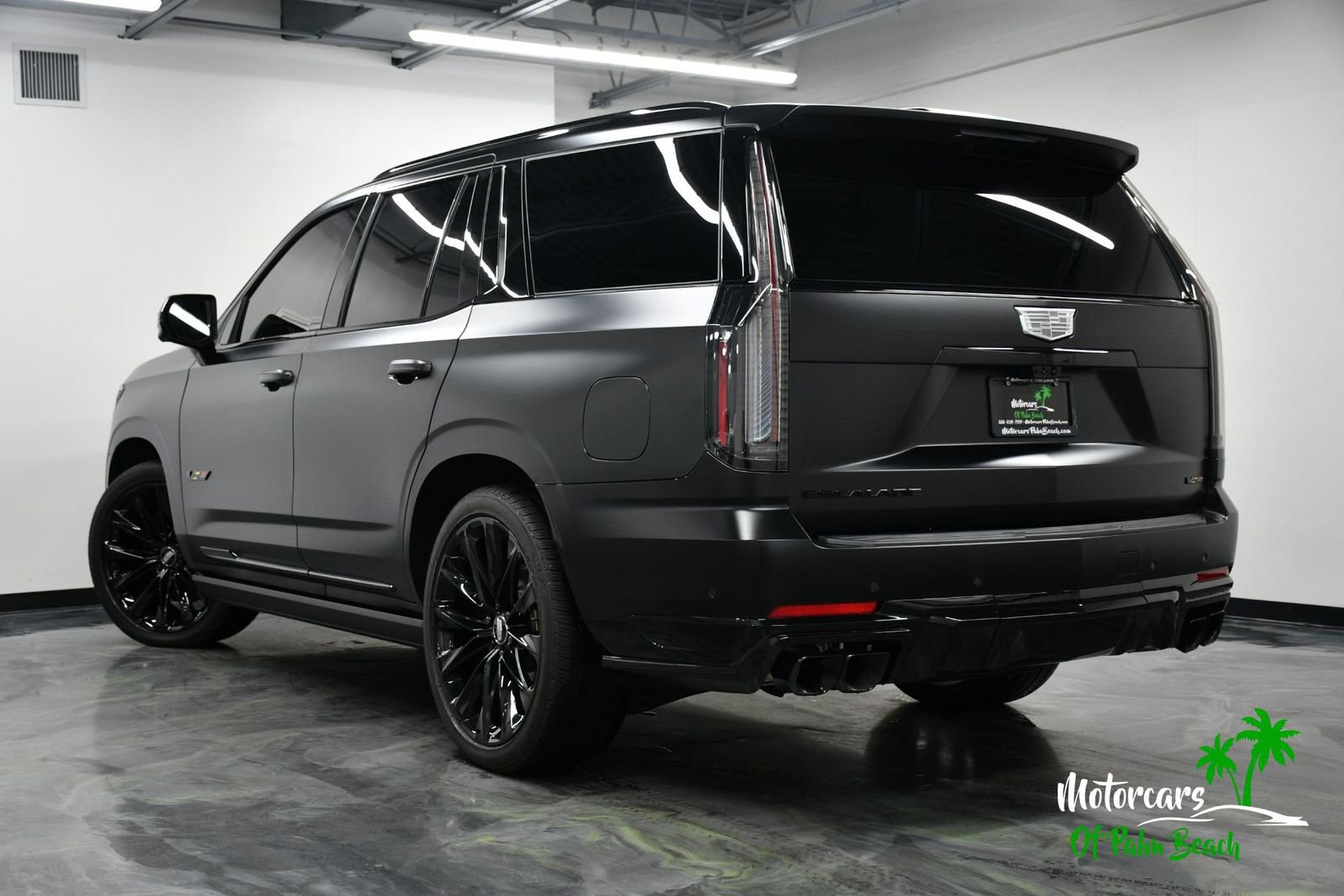 Used 2026 Cadillac Escalade V w/ LPO, ONYX Package image 5