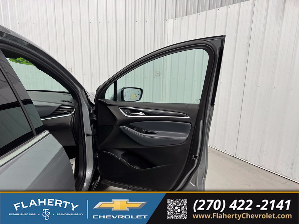 Used 2024 Buick Enclave Essence w/ Experience Buick Package FWD image 14