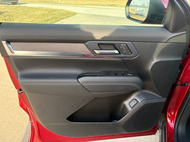 Used 2026 GMC Terrain Denali AWD/4WD image 9