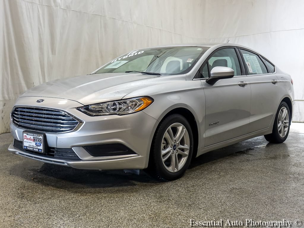 Used 2018 Ford Fusion S FWD image 2
