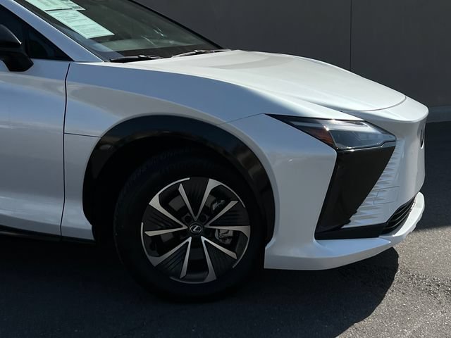 Used 2025 Lexus RZ 300e FWD image 2