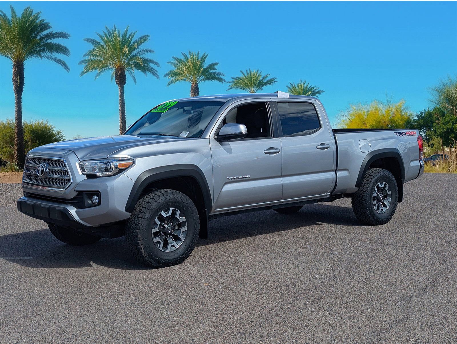 Used 2017 Toyota Tacoma TRD Off-Road w/ Tow Package image 29