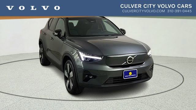 New 2026 Volvo EX40 Plus RWD image 1