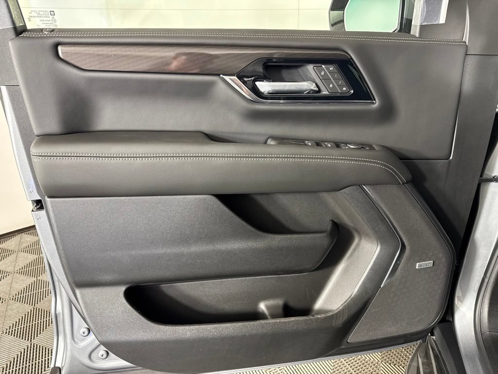 New 2026 GMC Yukon XL Elevation w/ Elevation Premium Package AWD/4WD image 23