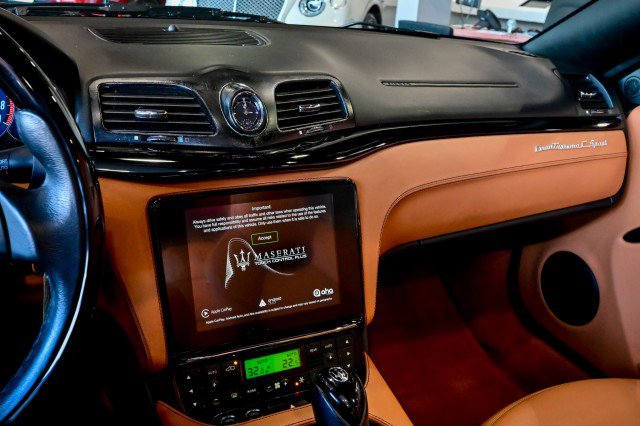 Used 2018 Maserati GranTurismo Convertible image 33