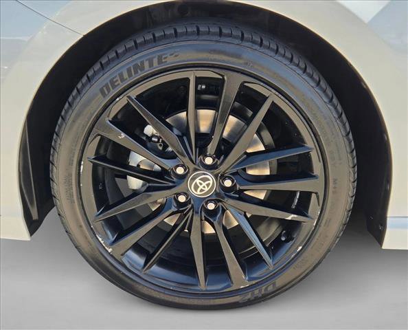 Used 2023 Toyota Camry XSE FWD image 22