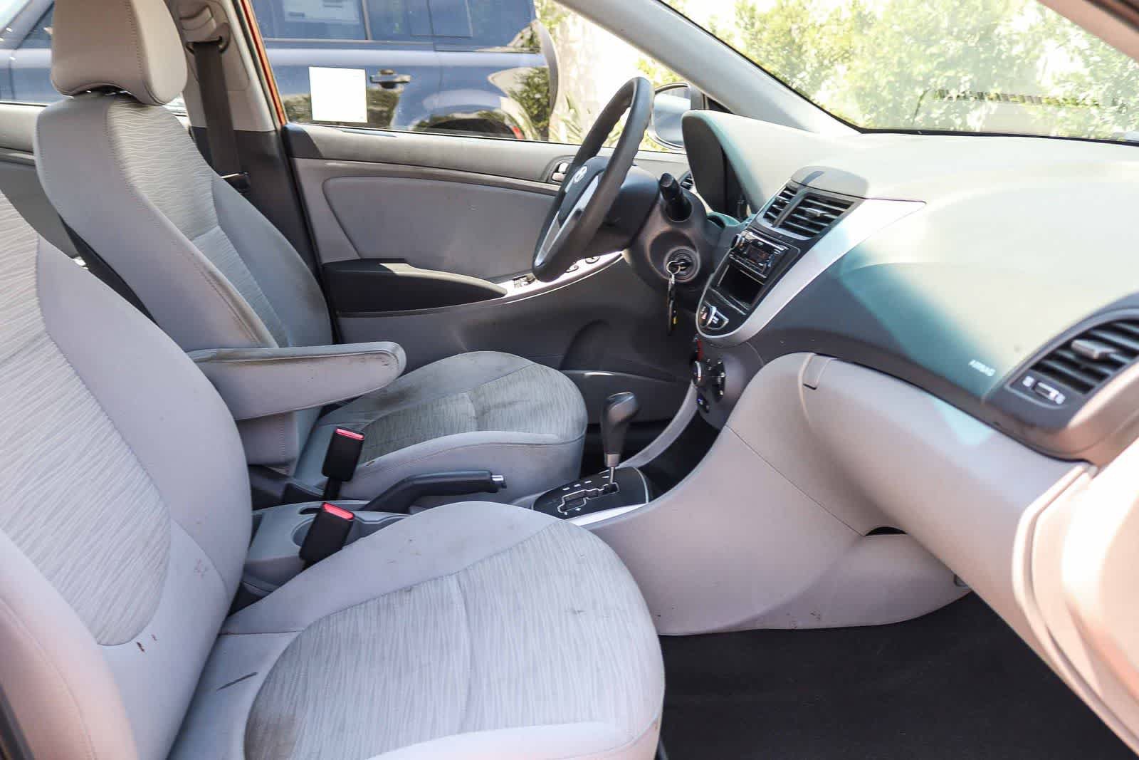 Used 2017 Hyundai Accent SE FWD image 16