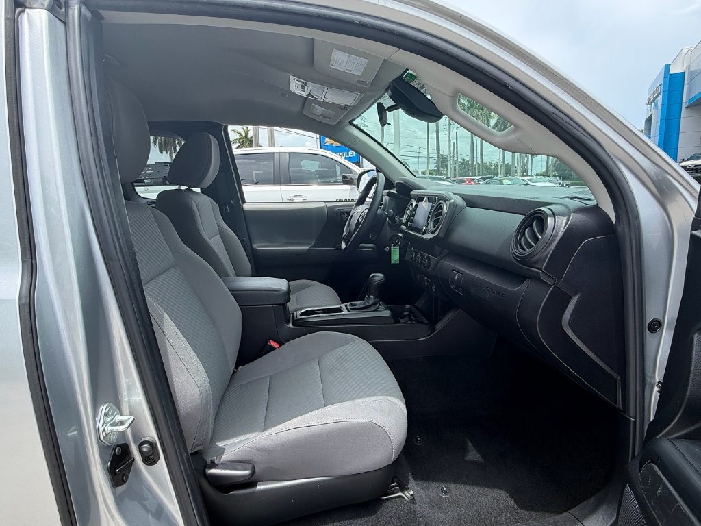 Used 2023 Toyota Tacoma SR RWD image 14