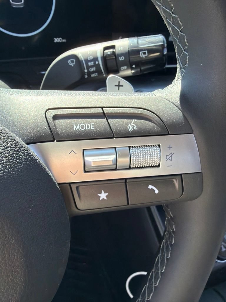 Used 2026 Hyundai Kona Limited AWD/4WD image 16