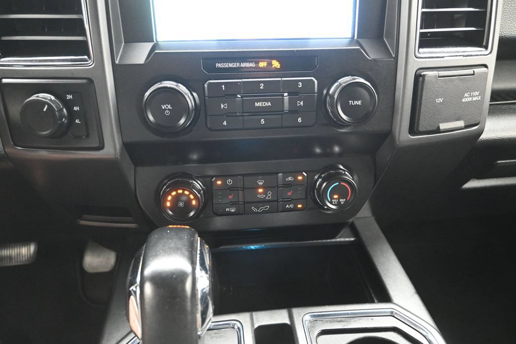 Used 2019 Ford F150 XLT w/ Equipment Group 302A Luxury AWD/4WD image 18