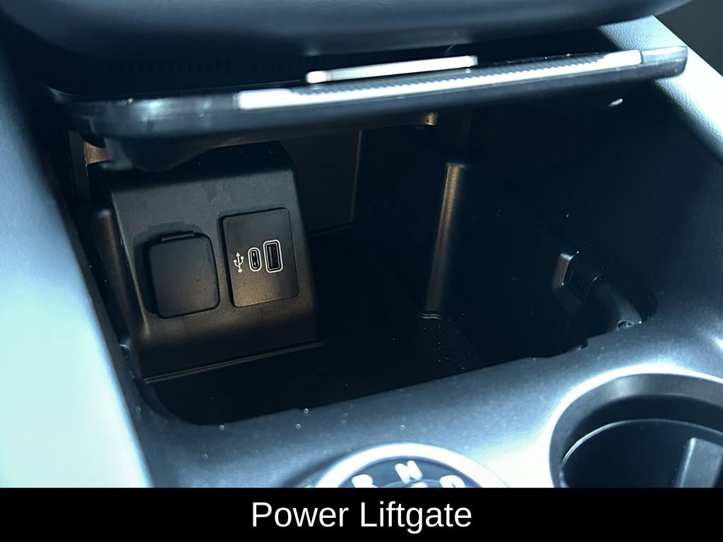 Used 2025 Ford Explorer ST-Line image 19