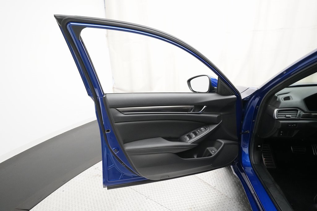Used 2020 Honda Accord Sport image 27