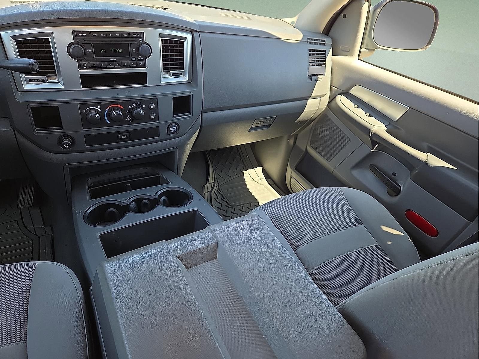 Used 2008 Dodge Ram 1500 Truck SLT w/ Trailer Tow Group RWD image 12