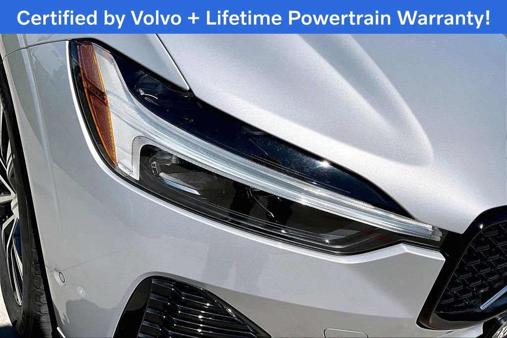 Used 2025 Volvo XC60 B5 Plus image 39
