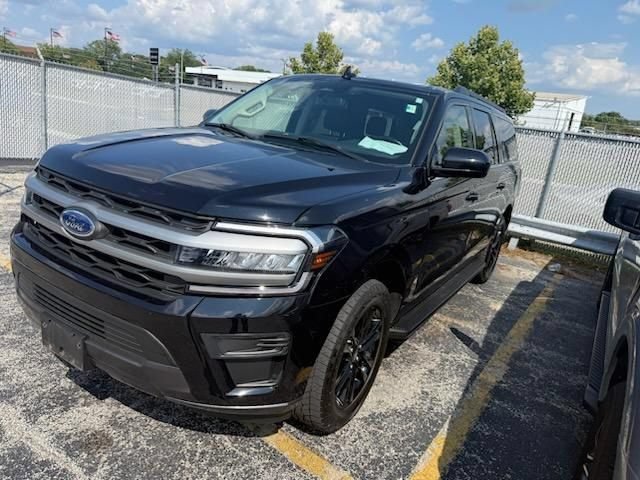 Certified 2024 Ford Expedition Max XLT AWD/4WD image 5