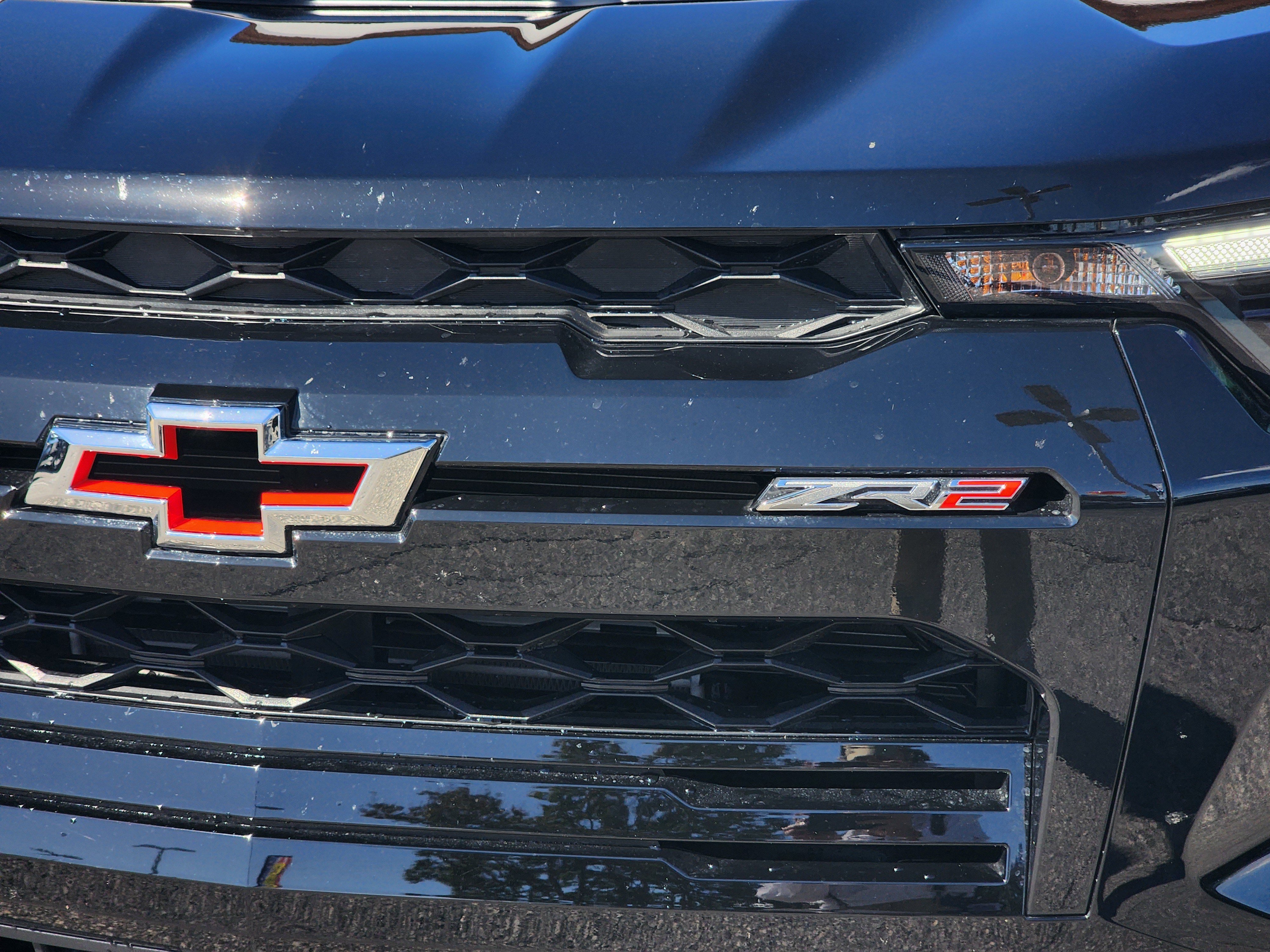 Used 2024 Chevrolet Colorado ZR2 w/ ZR2 Convenience Package III AWD/4WD image 12