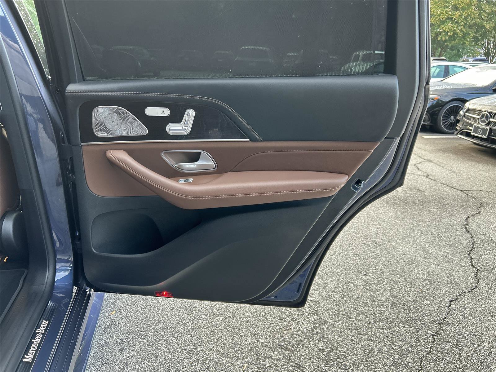 Certified 2025 Mercedes-Benz GLS 450 4MATIC w/ AMG Line Exterior image 47