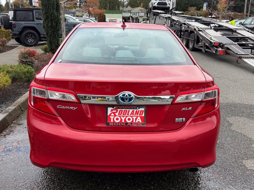 Used 2012 Toyota Camry XLE w/ Leather Pkg FWD image 8