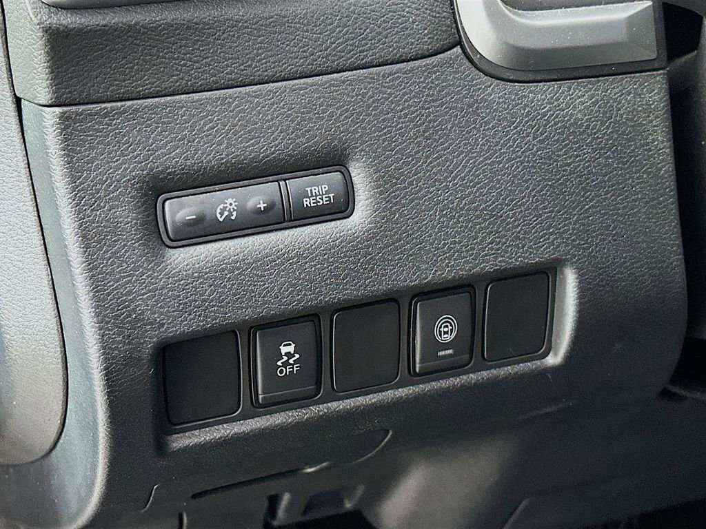 Used 2020 Nissan Murano S w/ Technology Package image 11