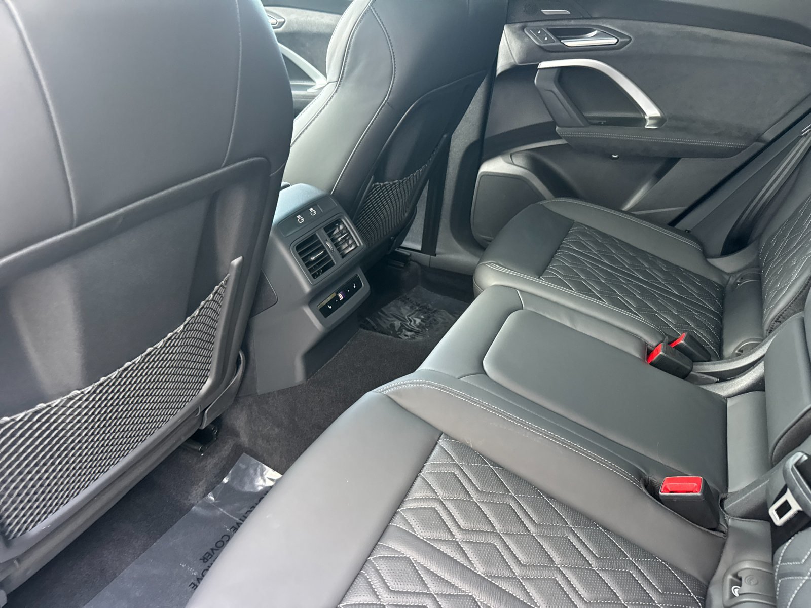 Used 2026 Audi SQ5 Prestige AWD/4WD image 12