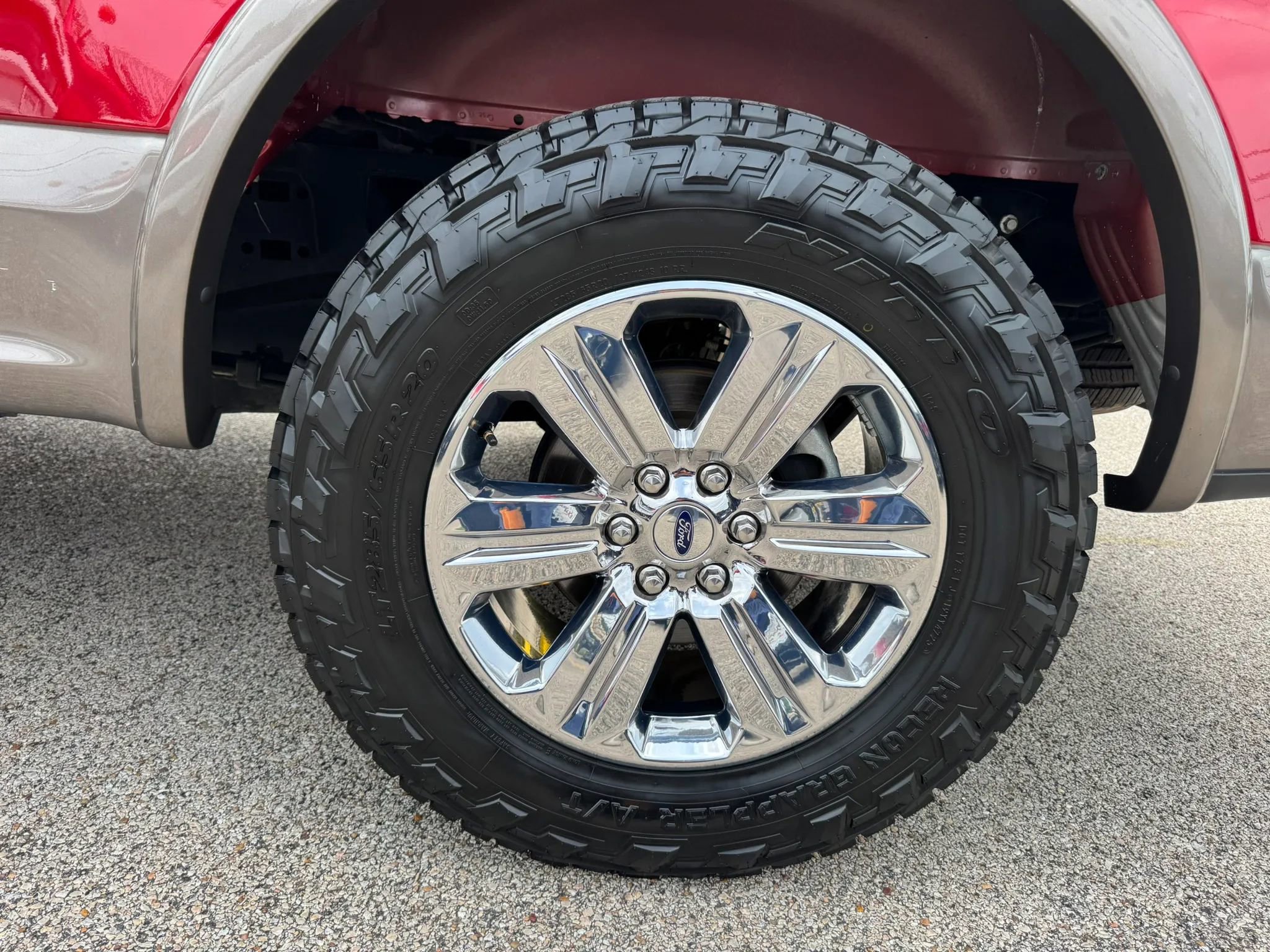 Used 2019 Ford F150 Lariat w/ Equipment Group 502A Luxury RWD image 15
