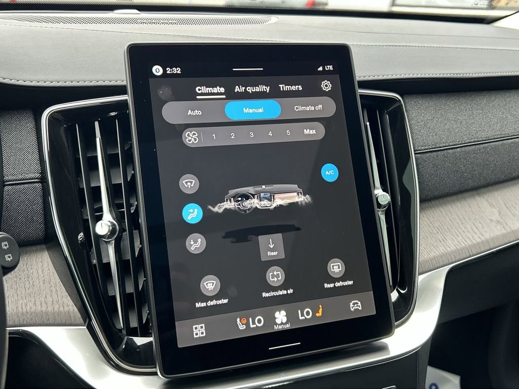 New 2026 Volvo XC90 T8 Ultra image 21