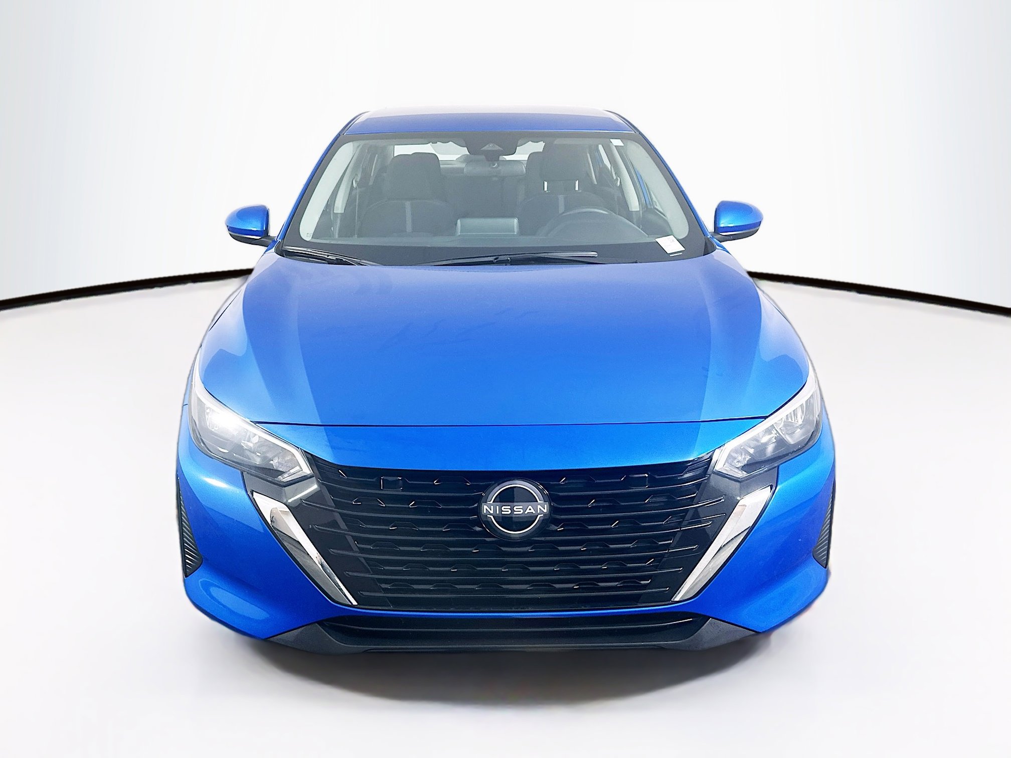 Used 2024 Nissan Sentra SV image 2