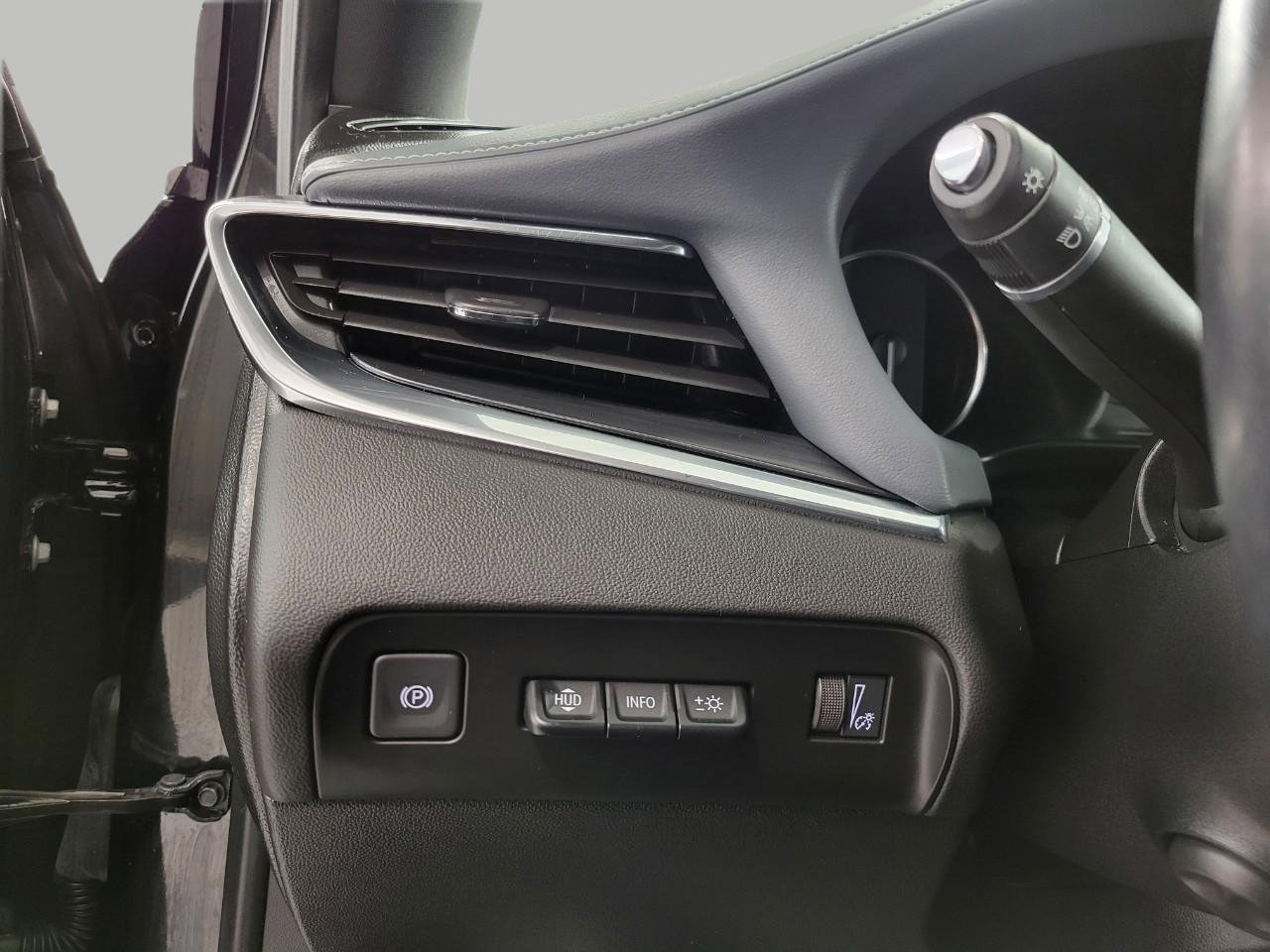 Used 2024 Buick Enclave Premium image 11