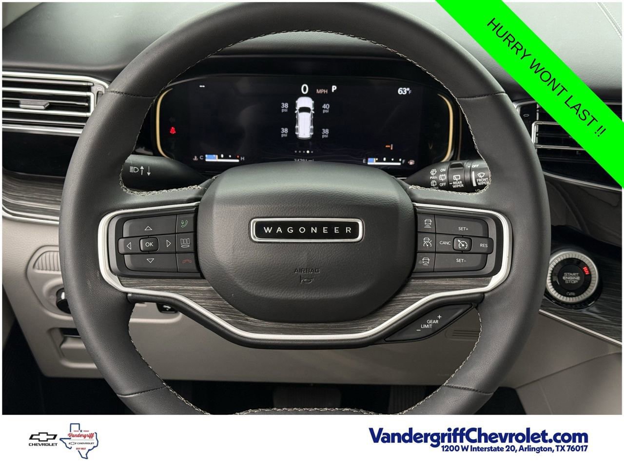Used 2022 Jeep Wagoneer Series III w/ Premium Group I AWD/4WD image 12
