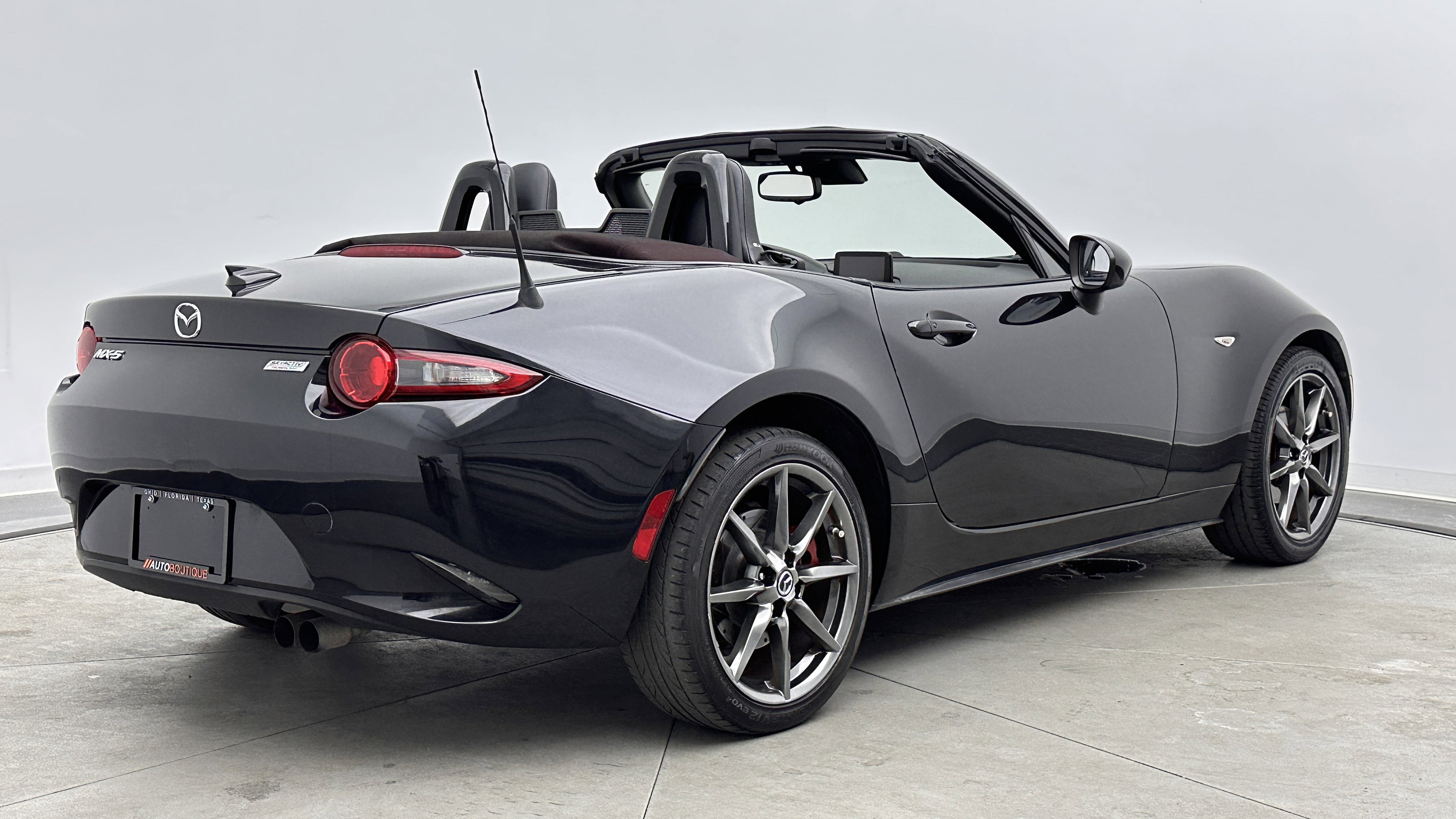Used 2018 MAZDA MX-5 Miata Grand Touring image 7