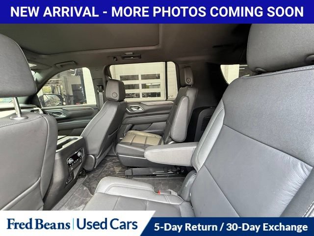 Used 2023 Chevrolet Suburban Z71 w/ Luxury Package AWD/4WD image 36