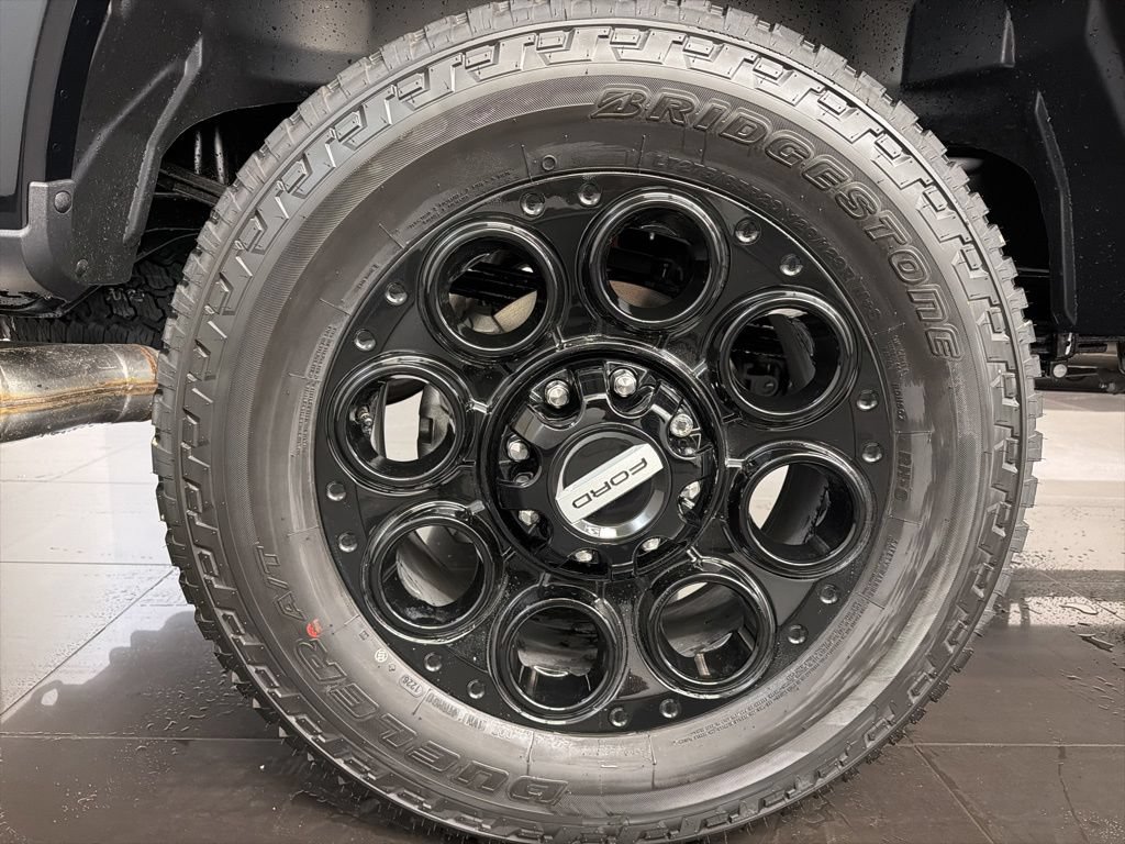 New 2026 Ford F250 Lariat w/ Black Appearance Package AWD/4WD image 7
