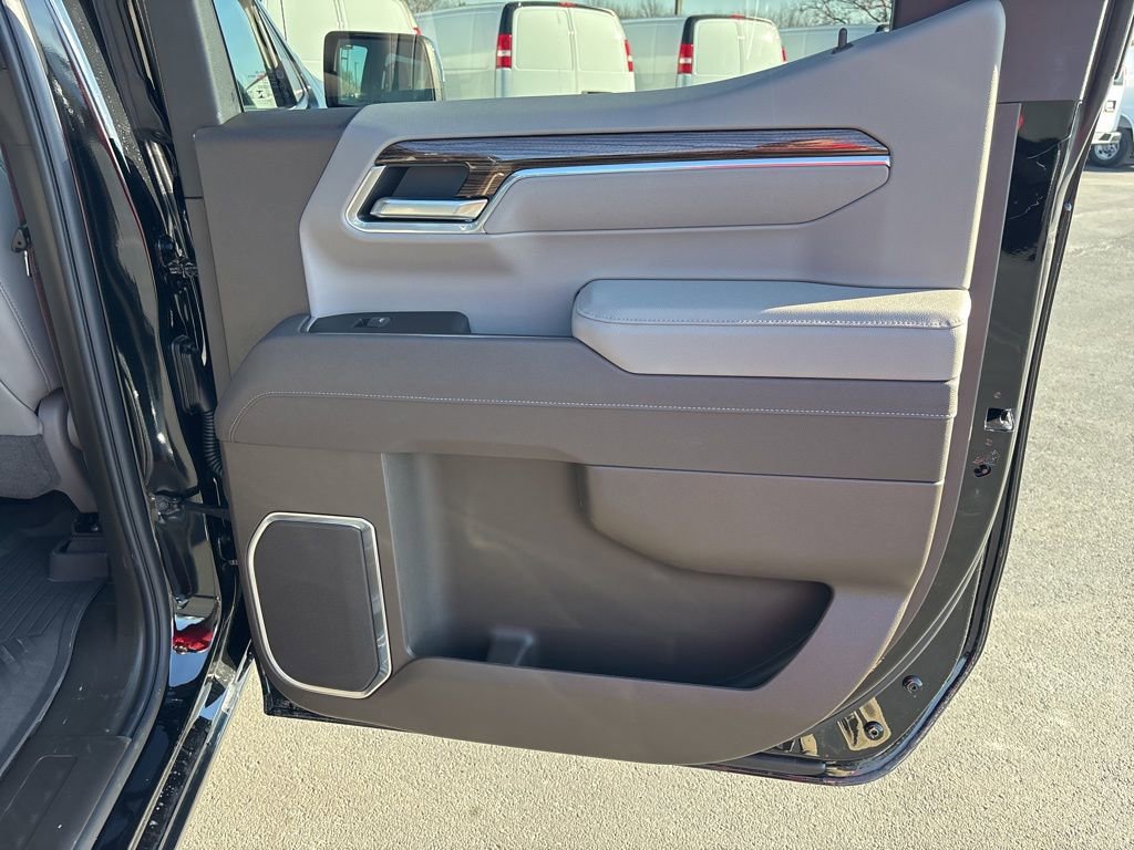 New 2026 Chevrolet Silverado 1500 LT image 39