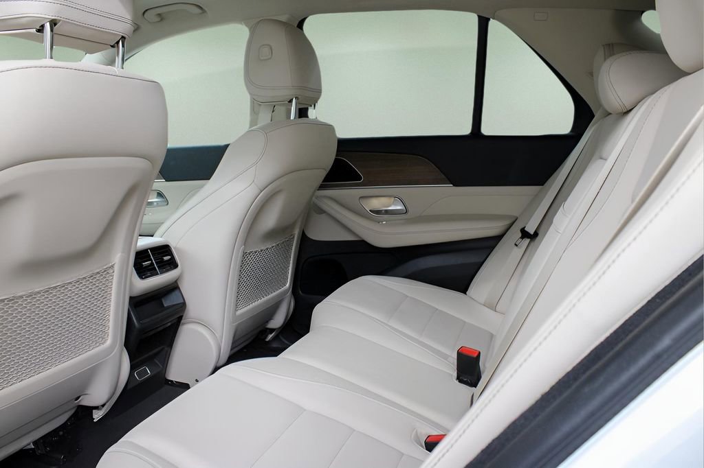 Used 2024 Mercedes-Benz GLE 350 4MATIC image 15