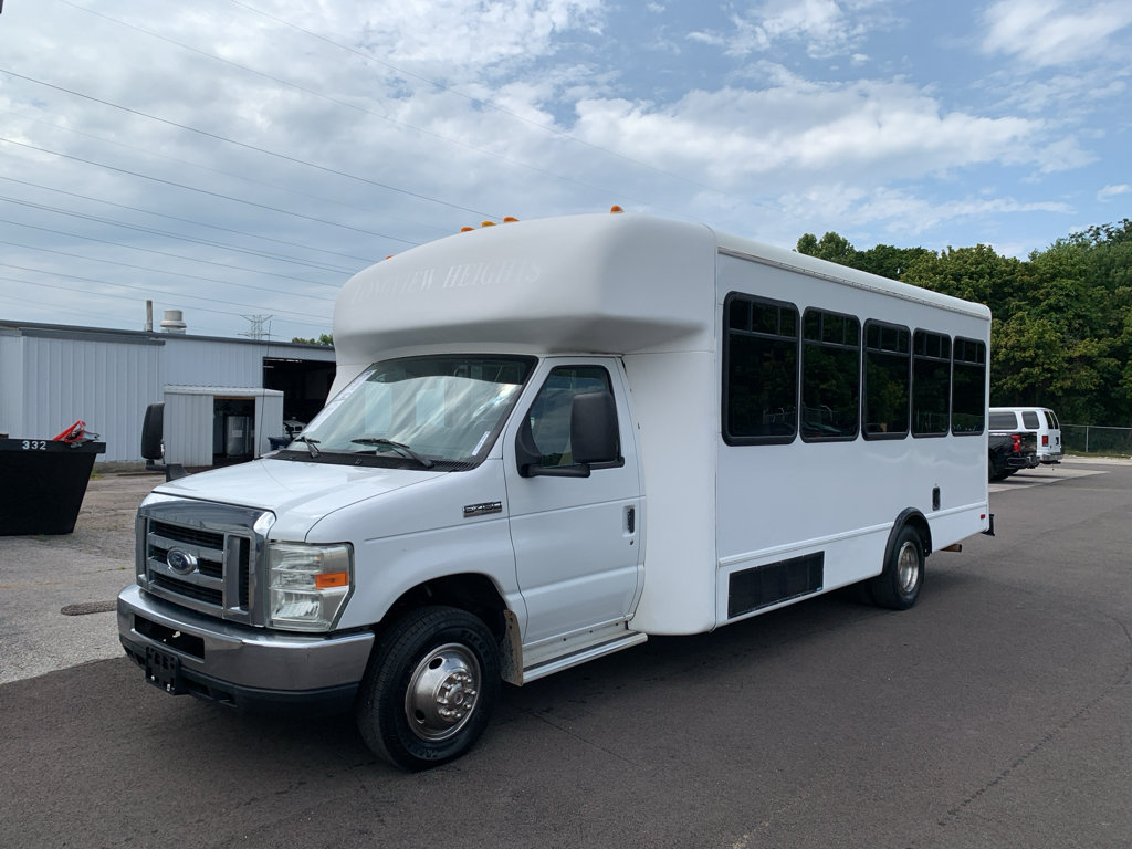 Used 2010 Ford E-450 and Econoline 450 Super Duty RWD image 7