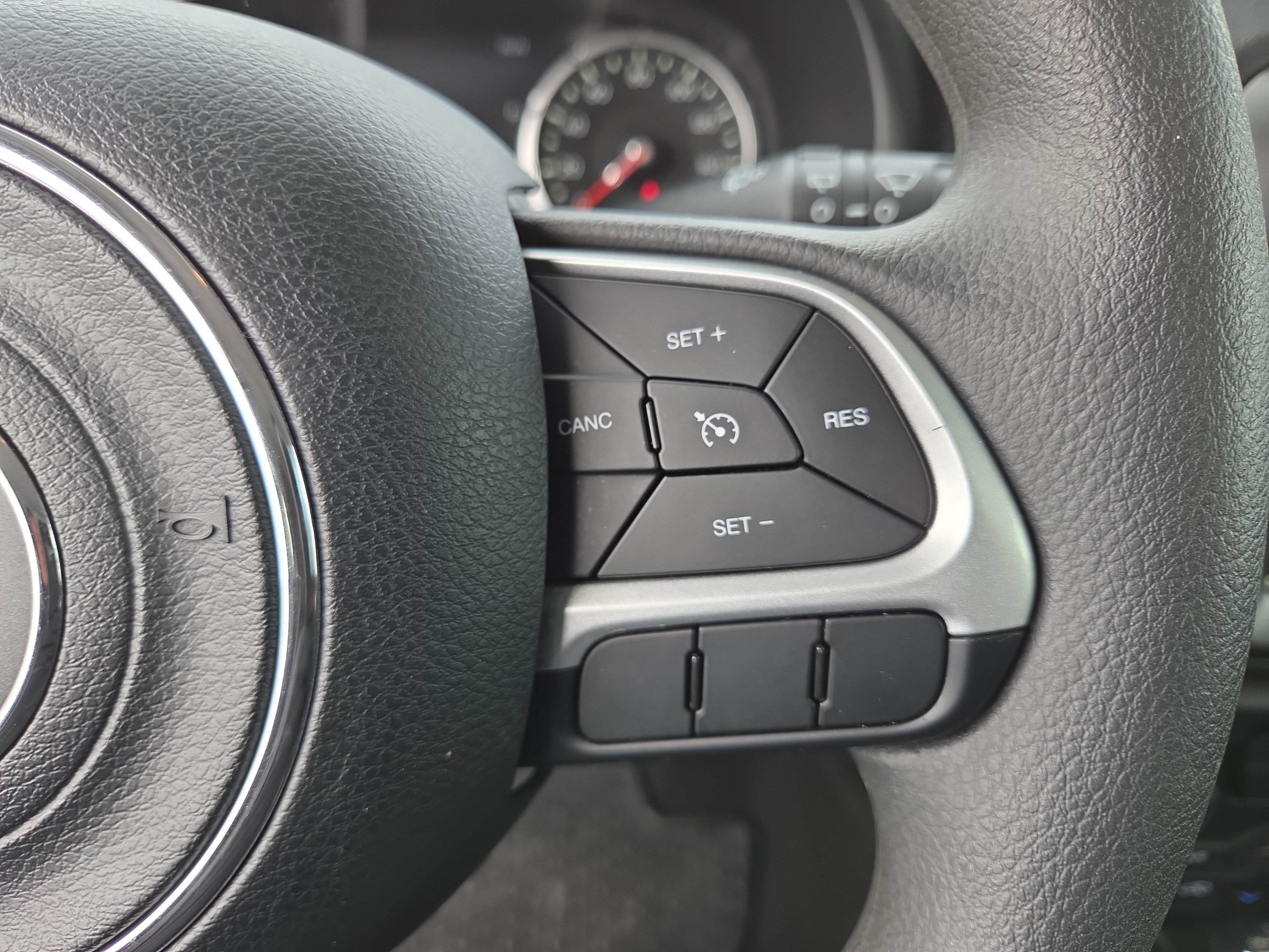 Certified 2023 Jeep Renegade Latitude AWD/4WD image 29