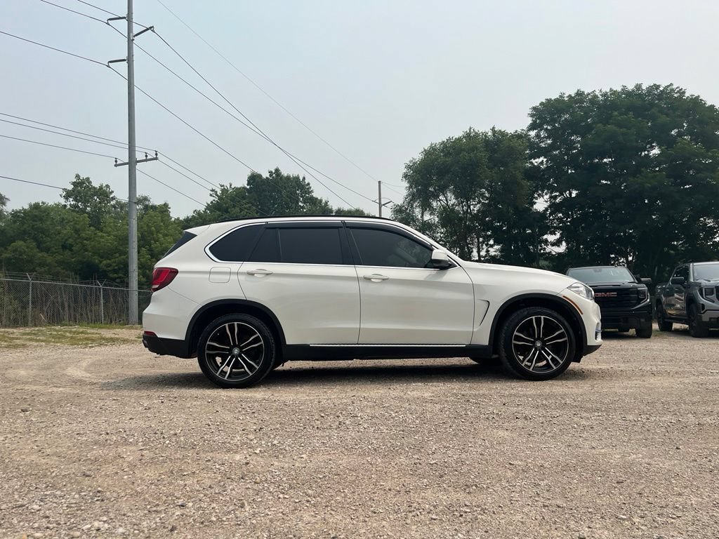 Used 2016 BMW X5 xDrive35i w/ Premium Package AWD/4WD image 6