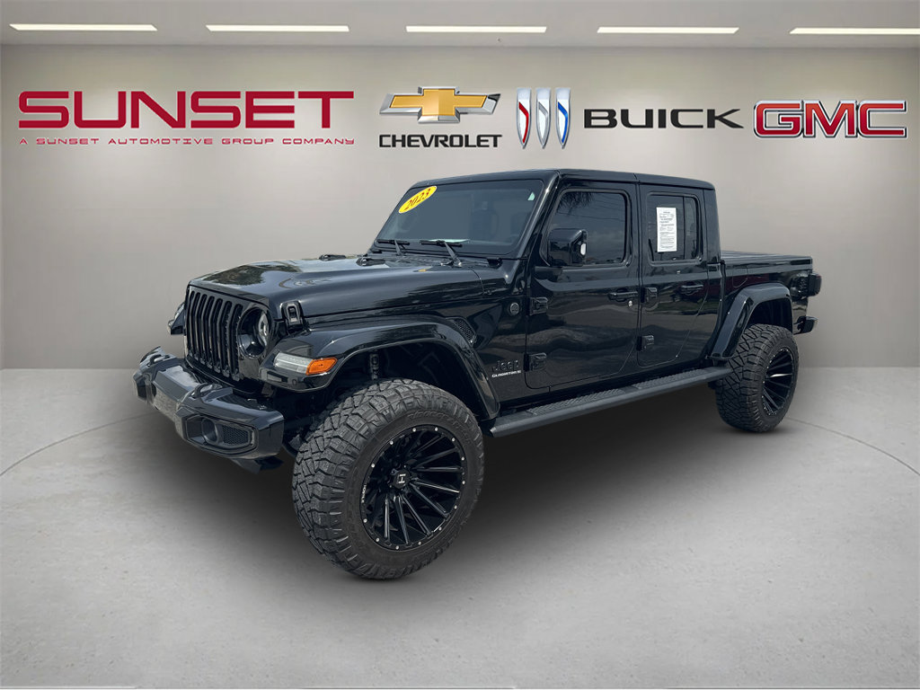 Used 2023 Jeep Gladiator Overland AWD/4WD image 7