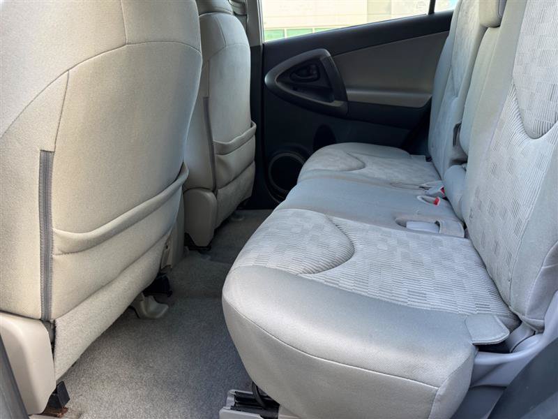 Used 2012 Toyota RAV4 4WD w/ Value Pkg image 18