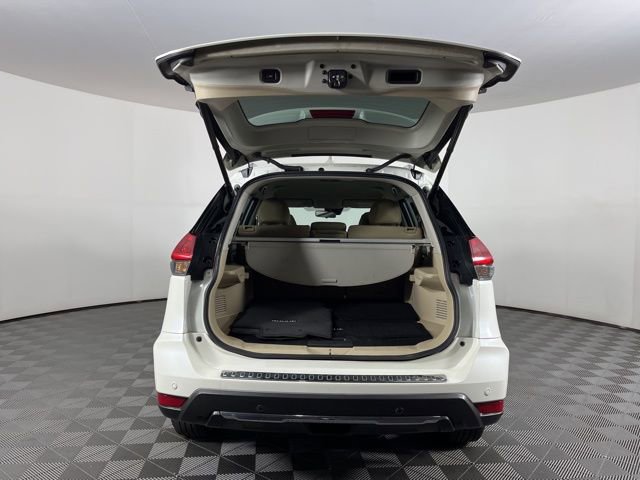 Used 2020 Nissan Rogue SV image 46