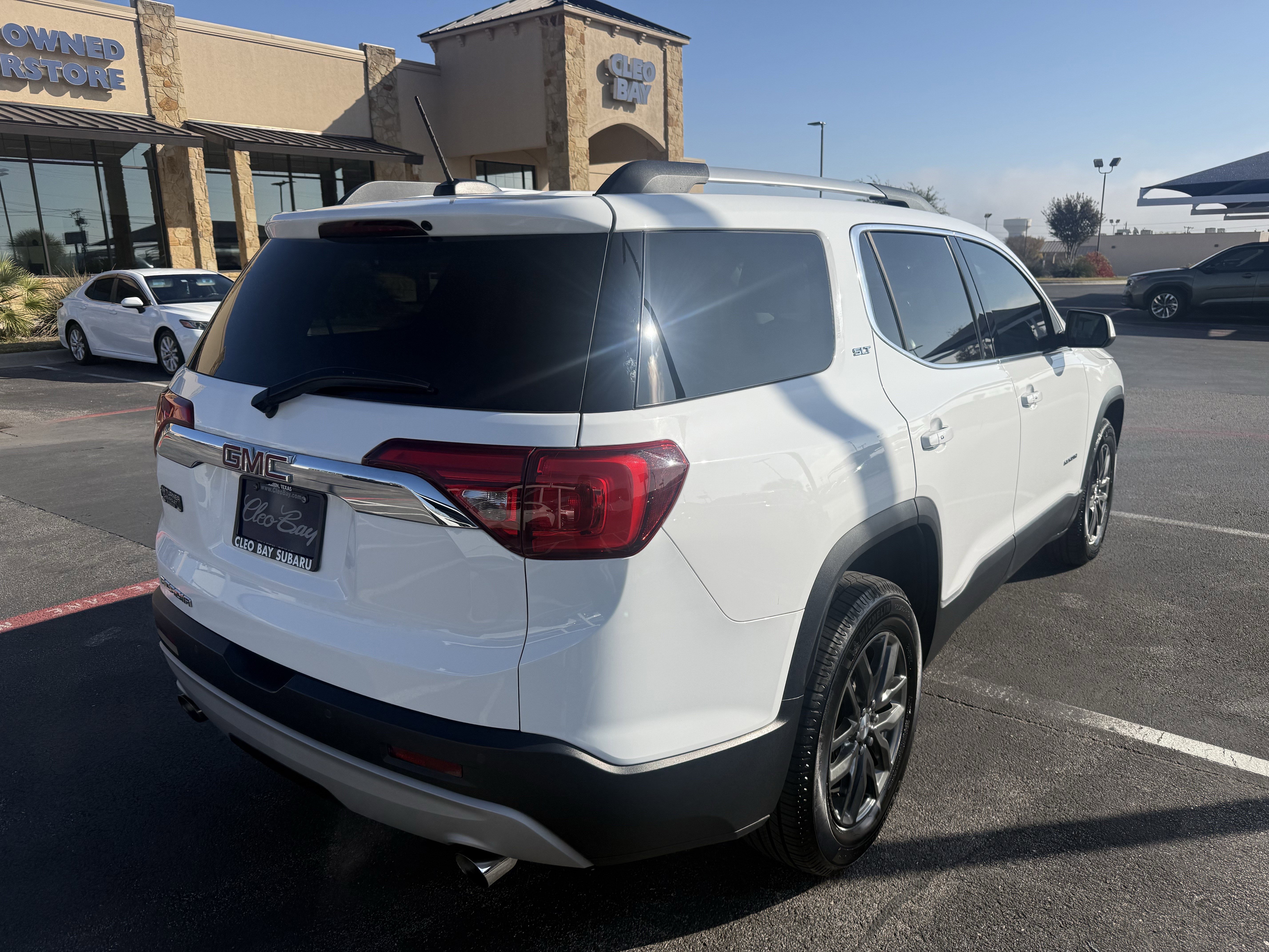 Used 2019 GMC Acadia SLT image 7