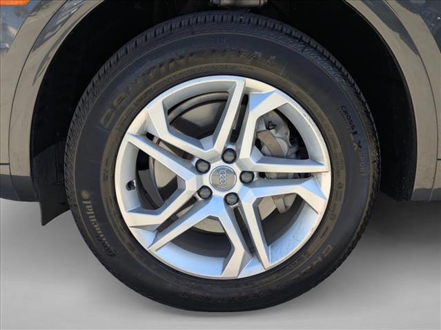 Used 2019 Audi Q5 2.0T Premium w/ Convenience Package image 24