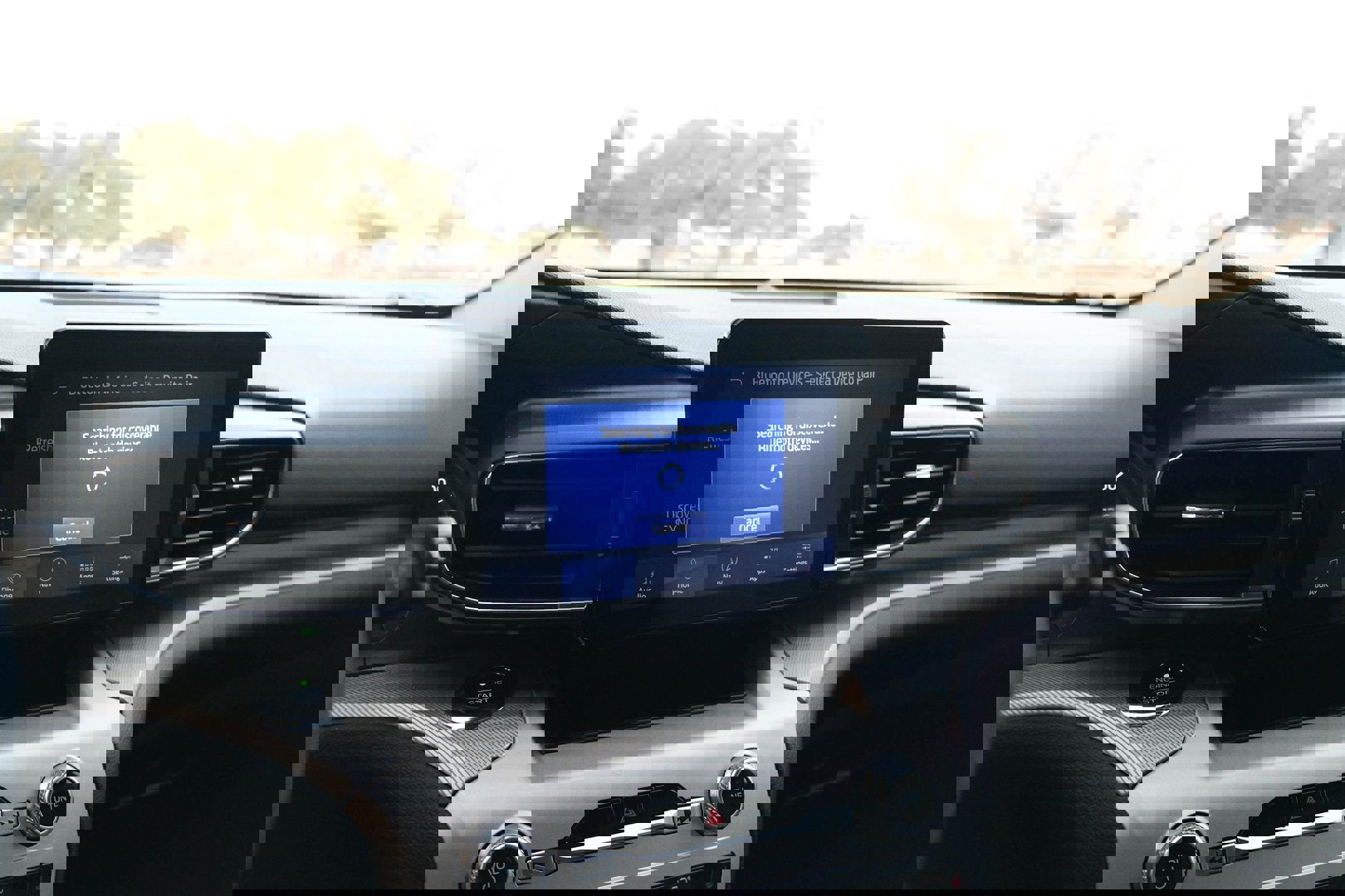 Used 2021 Ford Explorer XLT w/ Equipment Group 202A image 32