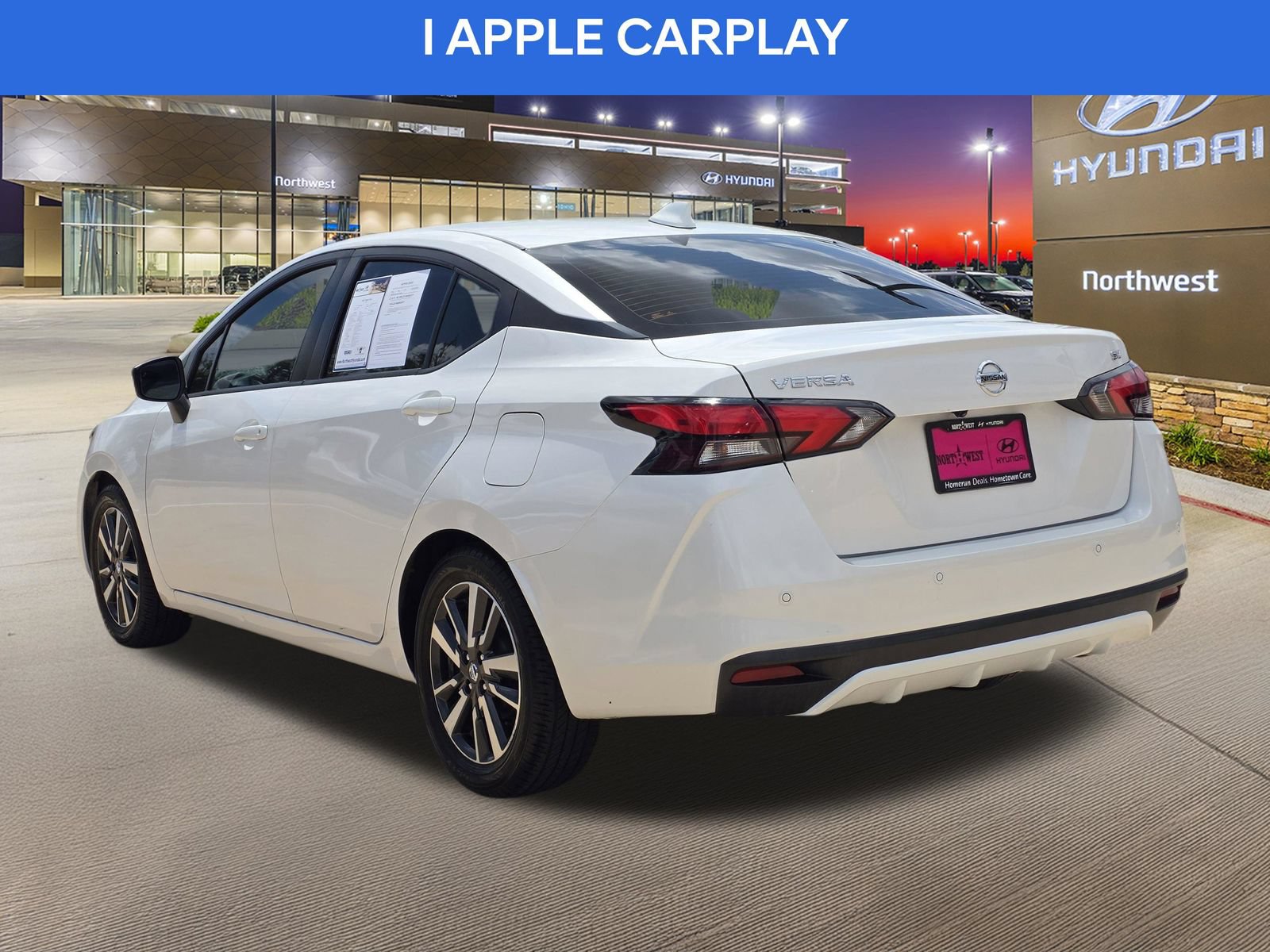 Used 2021 Nissan Versa SV FWD image 9